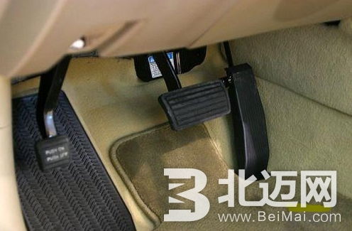 汽车调离合器高度多少