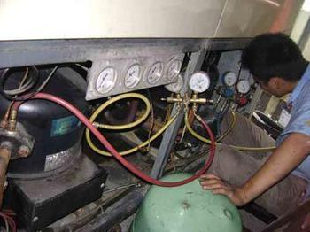 汽车空调加多少氟 汽车空调加多少氟