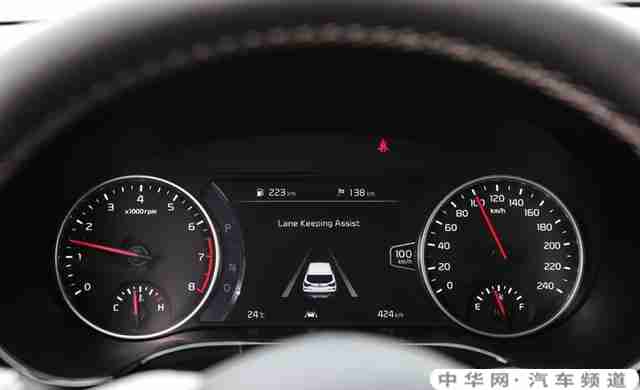 汽车转速到多少可以开车 汽车转速到多少可以开车