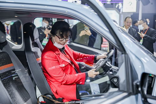 小汽车能装多少副眼镜 小汽车能装多少副眼镜
